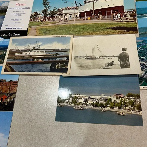 Vintage Postcard Collection - Picture 2 of 9